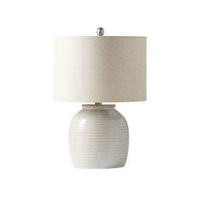 1 Light Ceramic Base Table Lamp in Cream
