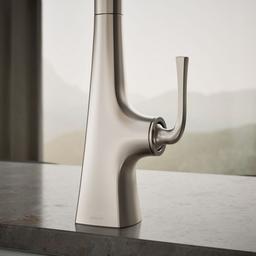 Graze Pull-down kitchen sink faucet with three-function sprayhead - image 6