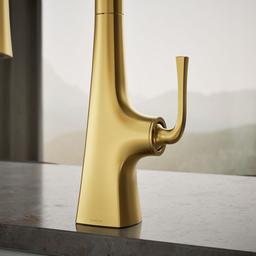 Graze Pull-down kitchen sink faucet with three-function sprayhead - image 6