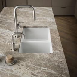 Deerfield 33'' undermount double-bowl kitchen sink - image 7