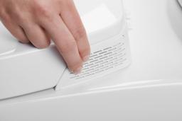 Purefresh Deodorizing round-front toilet seat - image 17