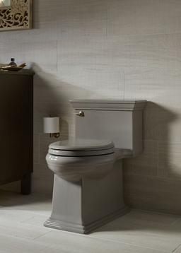 Memoirs Stately One-piece compact elongated toilet with skirted trapway, 1.28 gpf - image 19