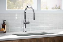 Crue Pull-down kitchen sink faucet with three-function sprayhead - image 15