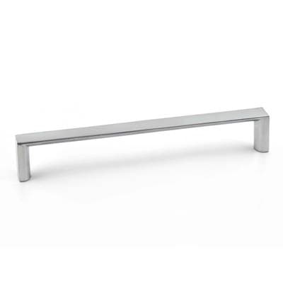 Richelieu America Contemporary Metal Pull - 5632 - Chrome by Richelieu America